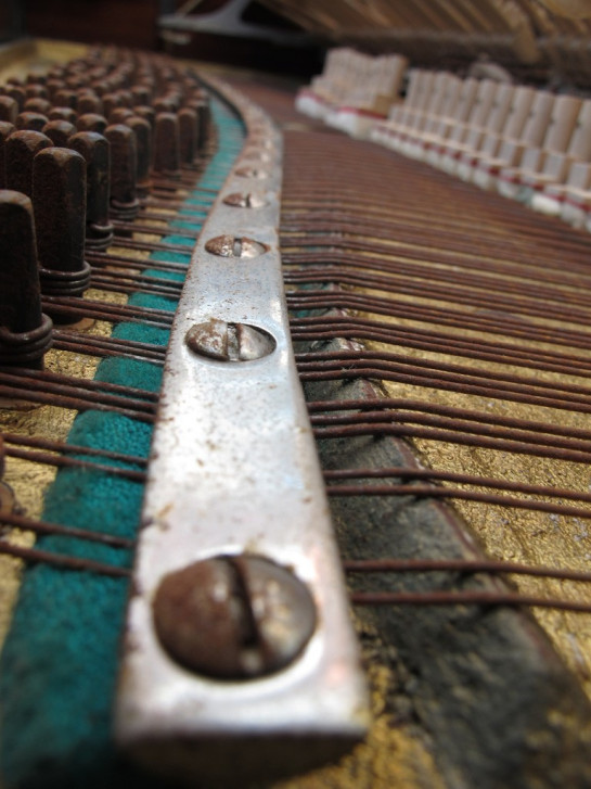 bashan_drora_6old_piano