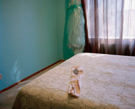 Amadee_Meredith_4GinasRoom