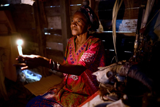 GAR66883 08862 juror