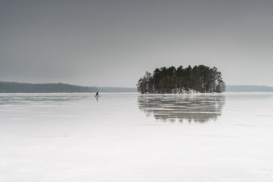 KAR40298 38658 juror